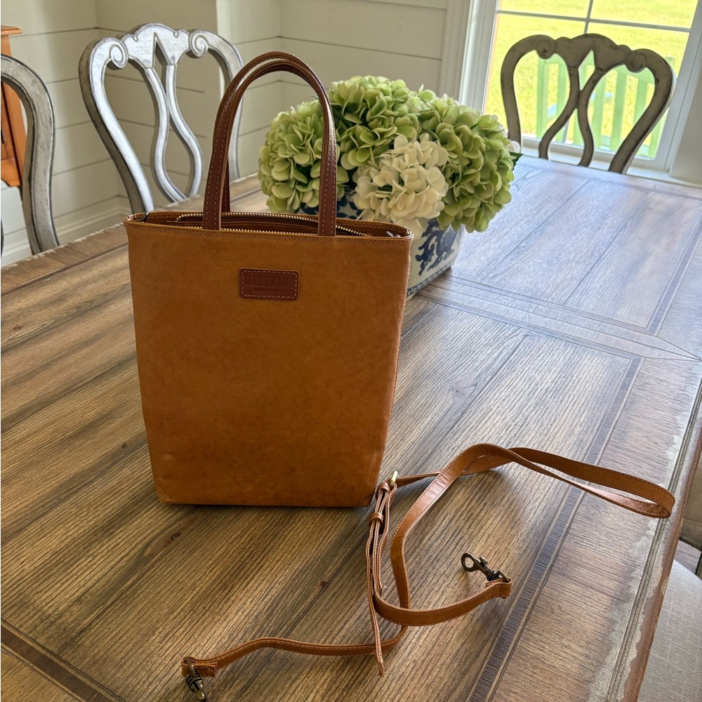Uashama Nina Crossbody Bag - Tan